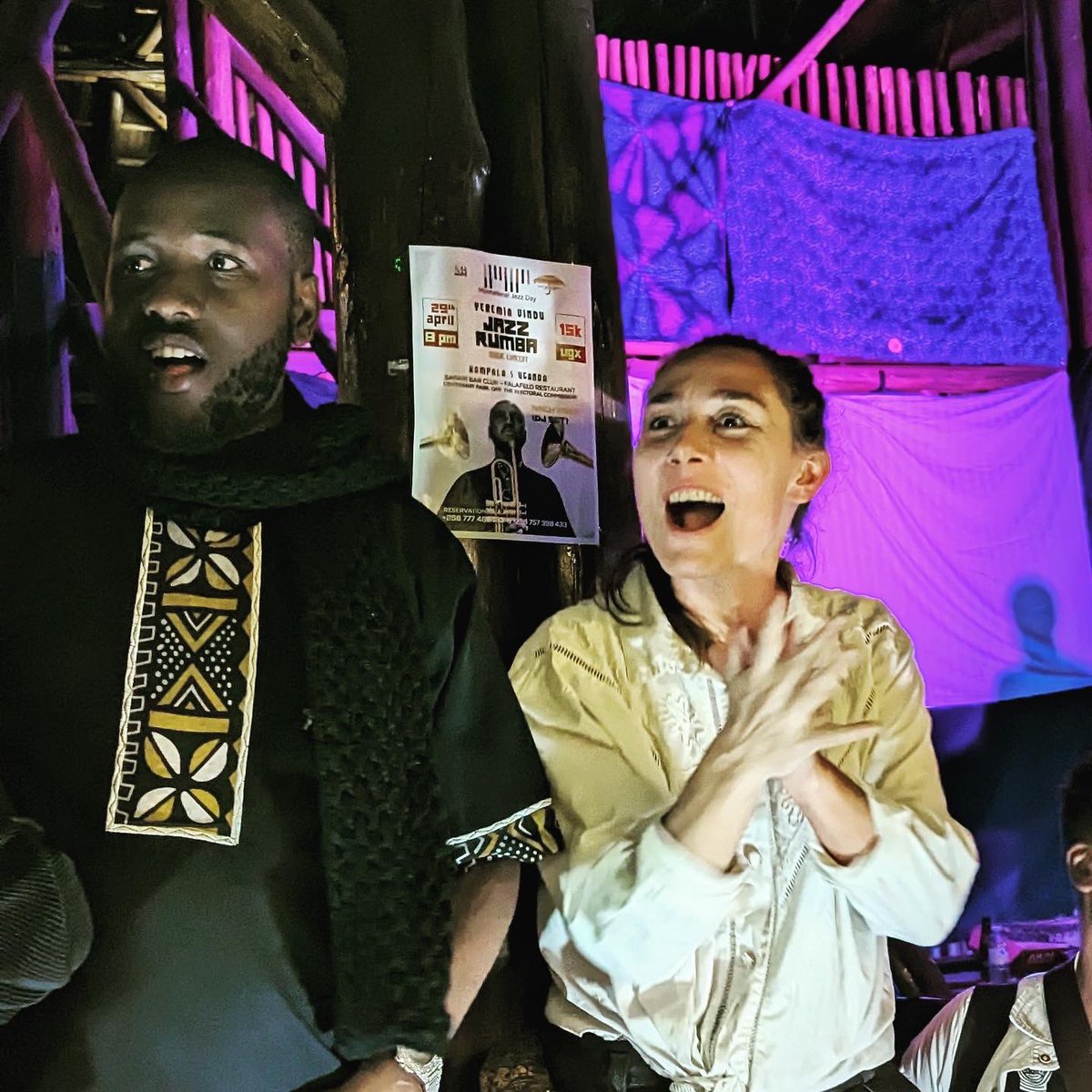 musicbeyond_org's tweet photo. Thank you all who came out tonight, and congratulations to @VinduYeremia @Yusubukasereka @salomonzagabe @Answer_Jonathan @shambahati for an incredible #JazzDay show in Kampala!🎺🇨🇩🤝🇺🇬🎶
#musicforsocialchange #buildempowerlead #musicislife @IntlJazzDay https://t.co/c9qzJCnKxU
