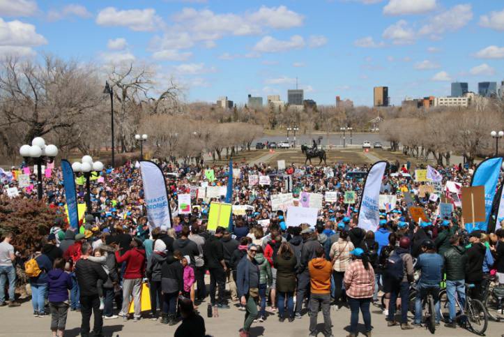 QueerEd_Podcast's tweet photo. We are here to #MakeNoise4ed https://t.co/Ulf8pRN4TS