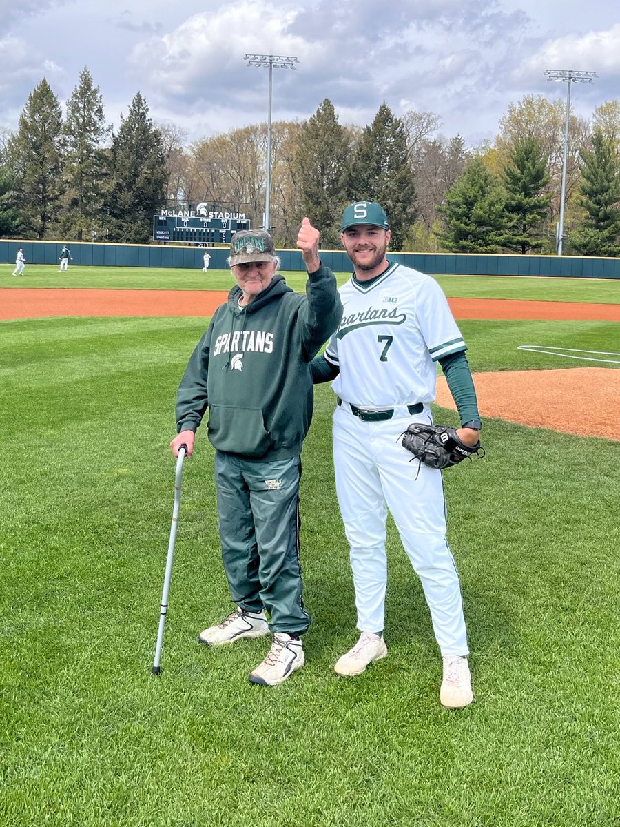 MSUBaseball's tweet photo. Welcome back #SpartanLegends!!
Extremely honored to have Bob Dilday (‘53) and Ray Collard ('56) here today for Alumni Day!!
Bob played for Coach John Kobs from 1950-1953, helping pave the way for success for Ray and the 1954 @NCAABaseball CWS team!!
#GoGreen | #NCAABaseball https://t.co/94JfgeUjF3
