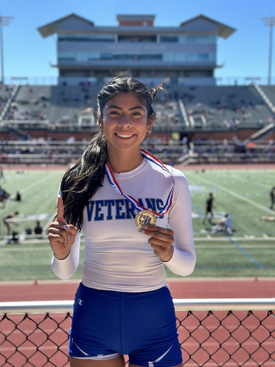 CoachGilpin's tweet photo. She’s performed at a high level all year, and she did it again today!!!! Say hello to Carla Guerrero…REGIONAL CHAMPION and HEADED TO STATE in the 800m Run!!!!!!! Just another terrific performance from Carla!!!!
#blueVlife https://t.co/SbapS4EA6l