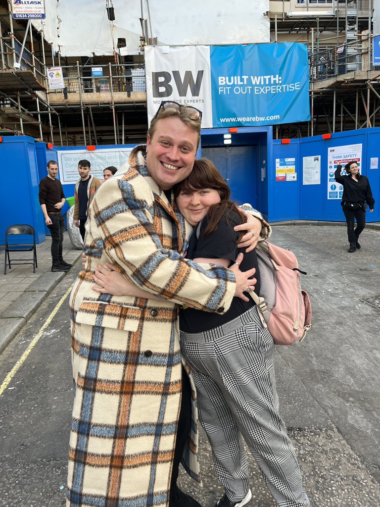 Molly 🦇 (@mynamemolly_) on Twitter photo Seeing <a href="/PippaDuffy/">Pippa Duffy</a> <a href="/Oscar_C_M_/">Oscar Conlon-Morrey</a> and <a href="/bakerist/">Bakerist.ink</a> (who I forgot to get a pic with!) was so lovely and made today extra special. The best humans 💛❤️ Seeing <a href="/PippaDuffy/">Pippa Duffy</a> <a href="/Oscar_C_M_/">Oscar Conlon-Morrey</a> and <a href="/bakerist/">Bakerist.ink</a> (who I forgot to get a pic with!) was so lovely and made today extra special. The best humans 💛❤️