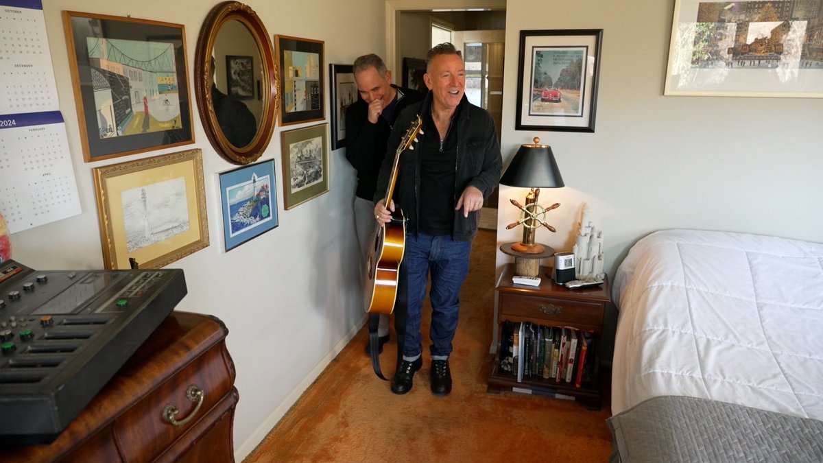 What Bruce ⁦<a href="/springsteen/">Bruce Springsteen</a>⁩ says is his legacy album was recorded right here in a small bedroom in a NJ rental house. He dives deep into why he needed to make it tomorrow on ⁦<a href="/CBSSunday/">CBS Sunday Morning 🌞</a>⁩.