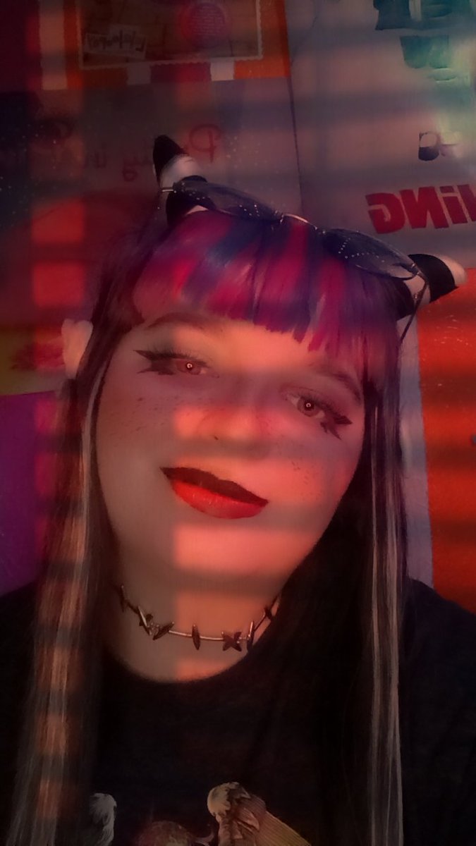 Kiarra_Elving's tweet photo. Gonna try to post cosplay stuff more often. Let's see how well that goes lmao
Anyway - Ibuki Mioda https://t.co/LPXeBNHeU5