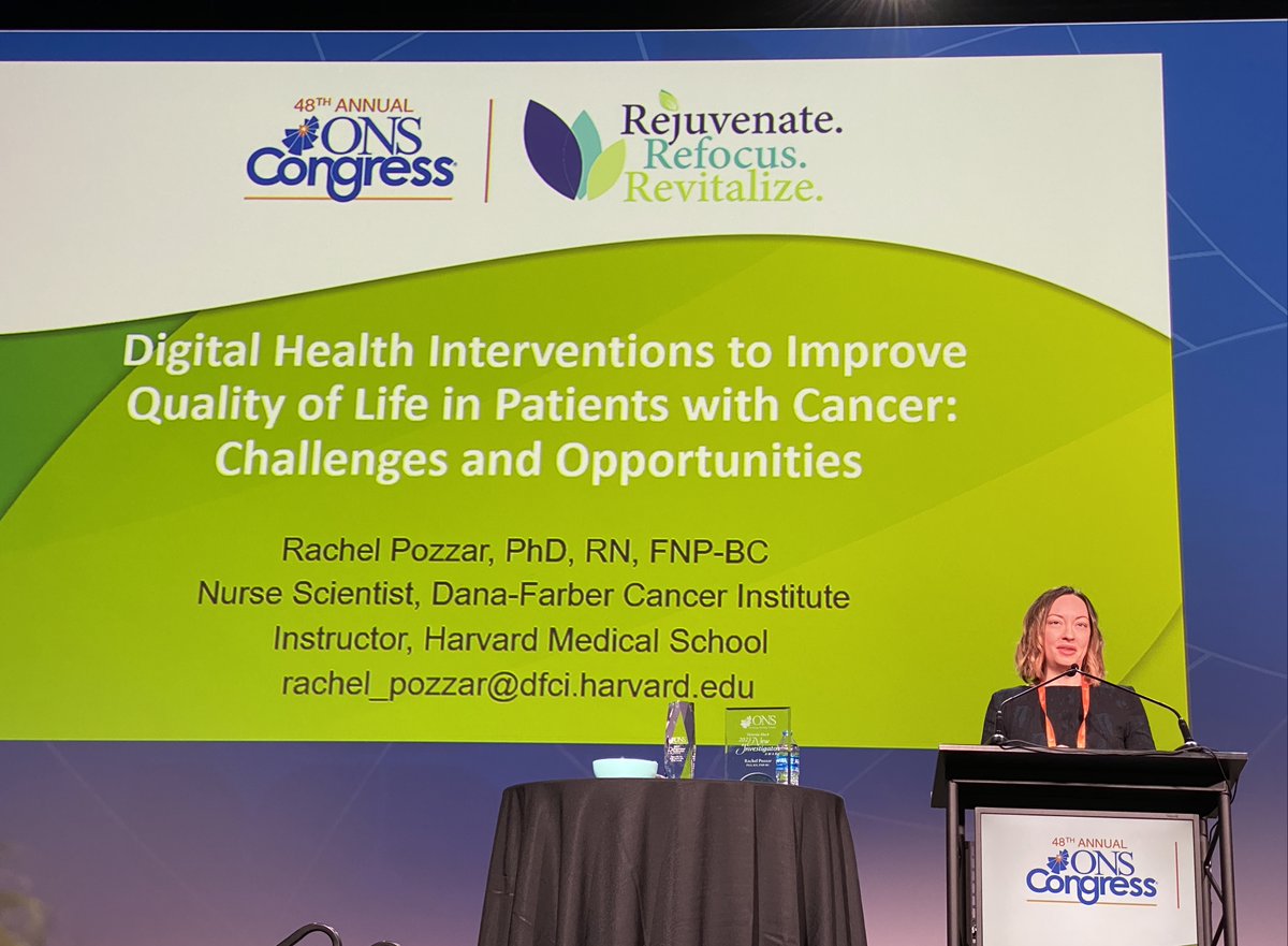 HayleyDunnack's tweet photo. Shoutout to @RPozzar for an inspiring and informative presentation this morning for the Victoria Mock New Investigator Award! #ONSCongress https://t.co/xVUEDosdBf