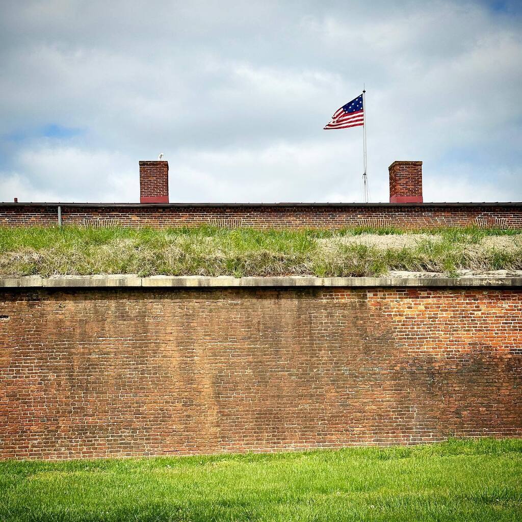 Our flag was still there… instagr.am/p/Cro1Jravjf_/