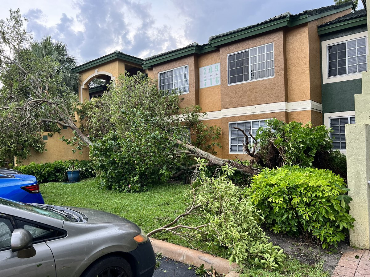 CHECK THIS OUT: “It sounded like a freight train.” 

Aftermath of a possible tornado that passed through Palm Beach Gardens. @wptv