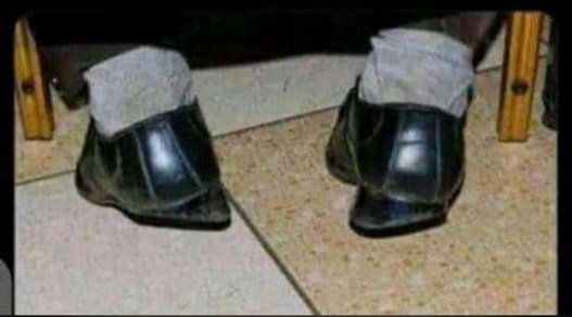 AugustStylist's tweet image. teacher: many of you will be nothing is this world .
Him:👇