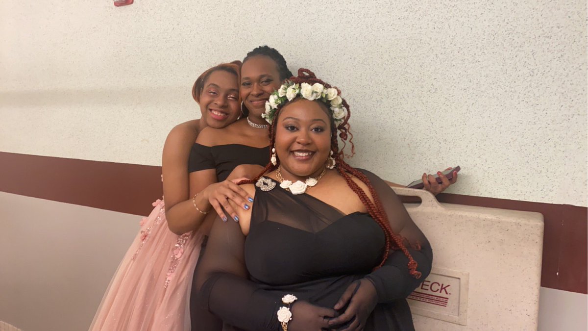 ShaelaAndrena's tweet photo. I’m always on and never tweet but last night event 🤌🏾✨ https://t.co/l2n3adev00