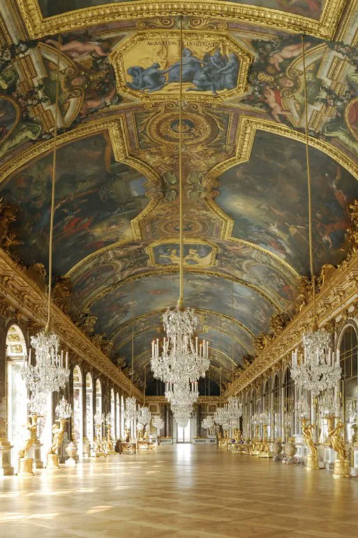 The Palace of Versailles. Photo by Christophe LePetit. Learn more: bit.ly/3RoJZ5x