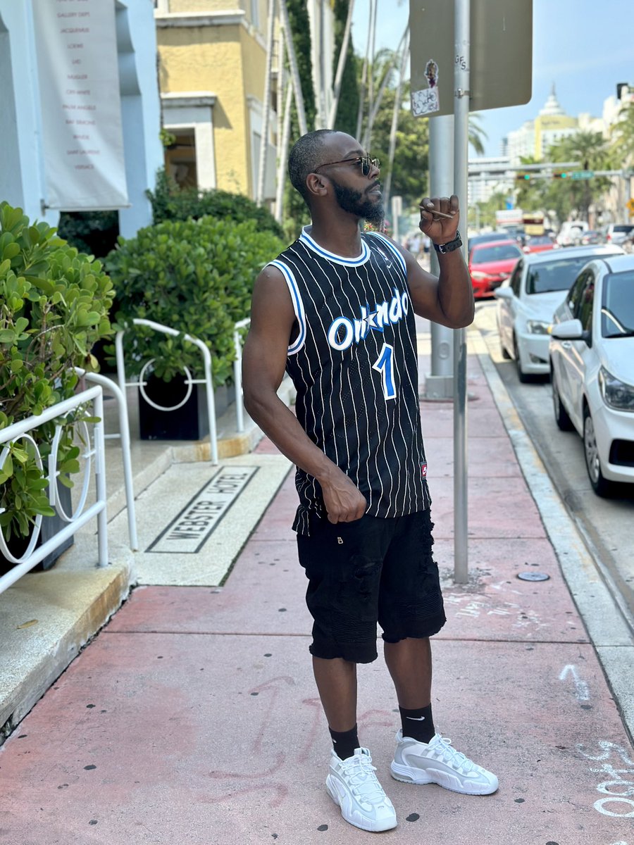 DeeeNice25's tweet photo. Hbd blessings to me4/29🤩🤩I was born https://t.co/fya3QLNB9F