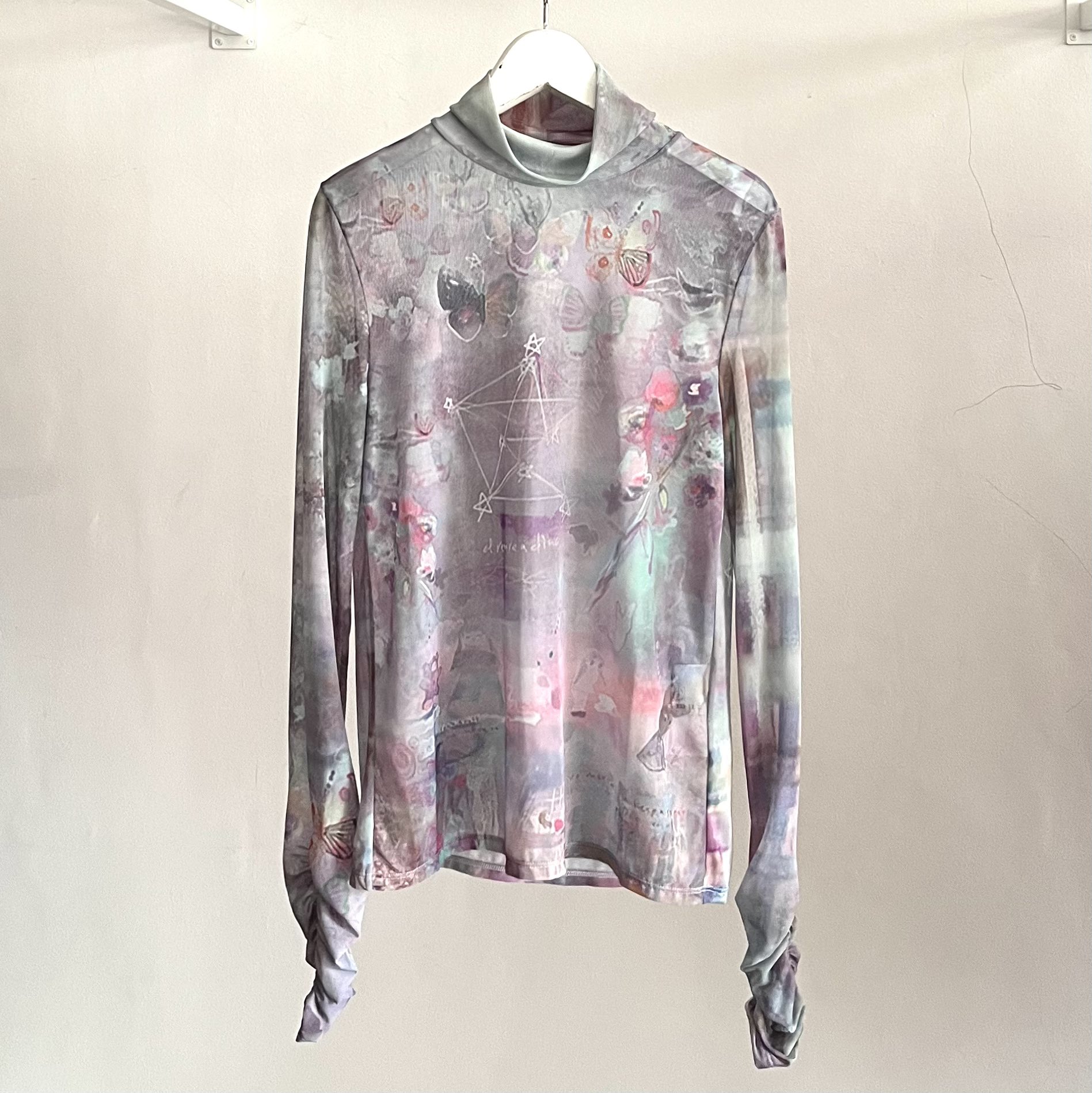 予約販売】本 rurumu: Dream reading mock neck PO Tシャツ/カットソー