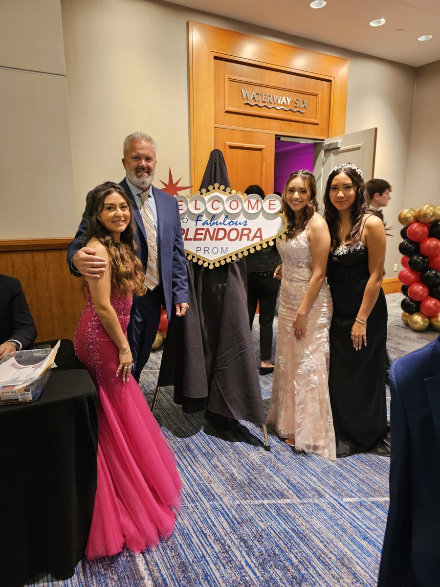 SplendoraSoccer's tweet photo. These senior Ladycats are living their best life! #Prom2023

@SplendoraHigh @Athletics_SISD @SplendoraISD https://t.co/BHGbTb7aQm