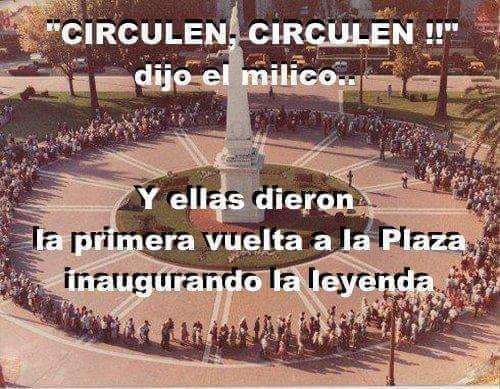 roxygranata's tweet photo. #MadresDeLaPlaza   
#MadresDePlazaDeMayo 
#46Años 
"En Argentina, las locas de la Plaza de Mayo serán un ejemplo de salud mental, porque ellas se negaron a olvidar en los tiempos de la amnesia obligatoria".
Eduardo Galeano. https://t.co/6kPeDc3GkF