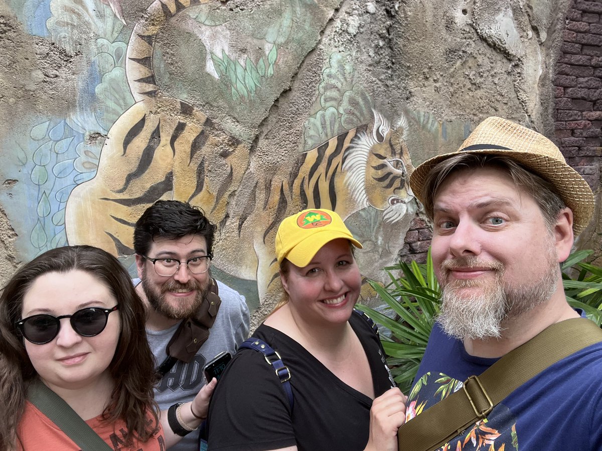 FlannelJedi's tweet photo. More Animal Kingdom fun from today! Including #TigerWall https://t.co/gAVtCHV3eT