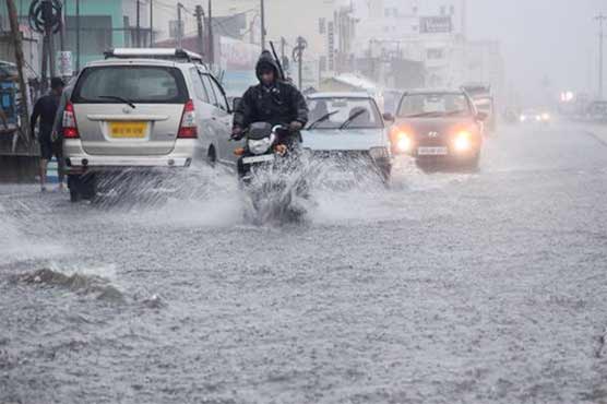 DunyaNews's tweet photo. بلوچستان: بارشوں کے بعد ندی نالوں میں طغیانی، اہم قومی شاہراہیں بند #Balochistan #Rain #Highwaysclosed #Pakistan https://t.co/zDcUsPlLAc https://t.co/cp8r501FwN