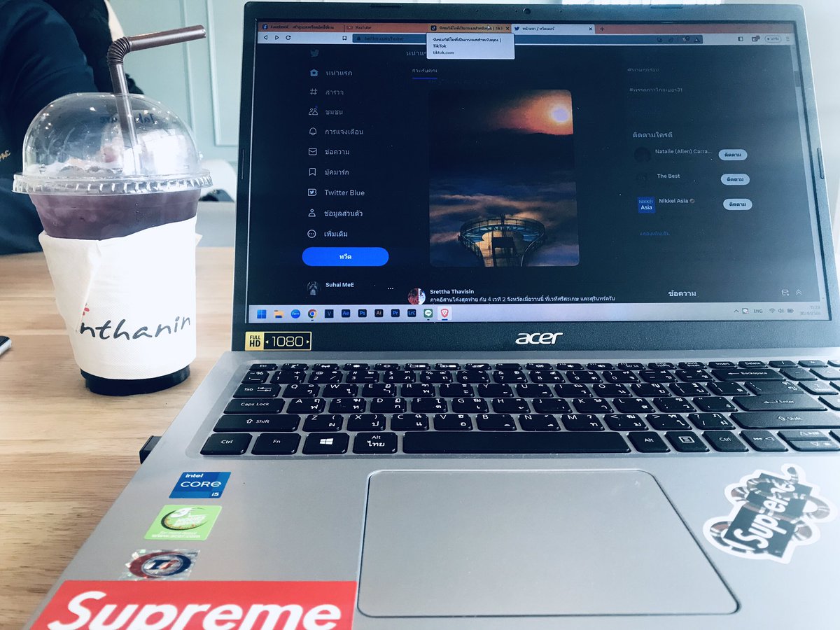 SDesamon's tweet photo. ระหว่างรอ☕️ https://t.co/ZDPgvdnnI4