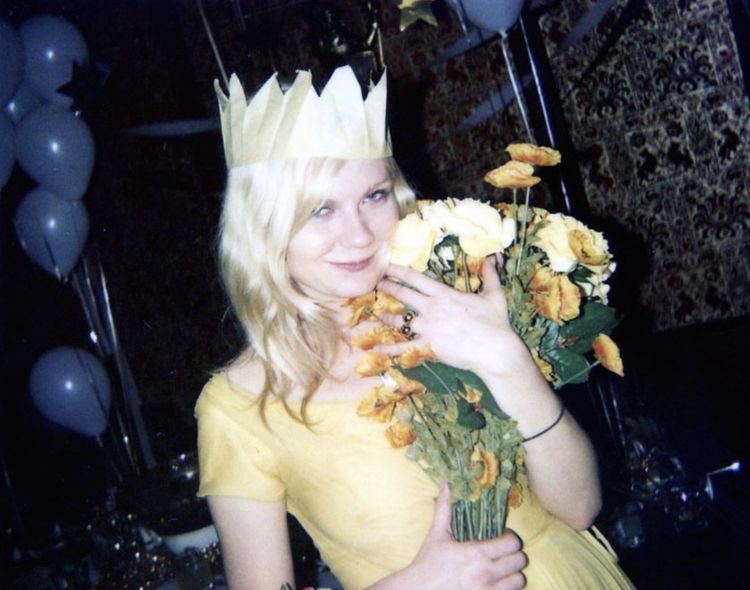 Happy 41st birthday to the most important historical figure since JESUS: KIRSTEN DUNST       