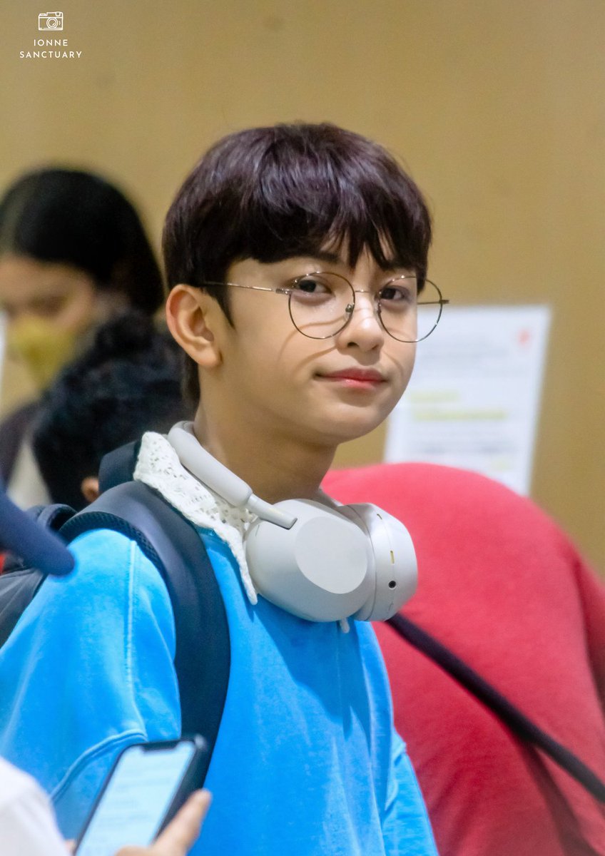 IonneSanctuary's tweet photo. 230430 HORI7ON Departure MNL to ICN - HORI7ON_MARCUS
BON VOYAGE HORI7ON
#HORI7ON_FlyToSouthKorea
#HORI7ON #ANCHOR
@HORI7ONofficial https://t.co/3TWVf3jM61