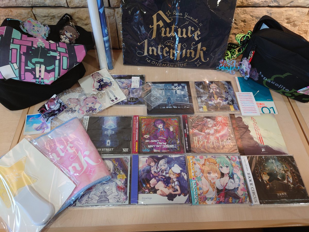 mikumo_333's tweet photo. うお〜〜〜〜〜〜本日の戦利品です
バカです、量が https://t.co/fAhTQ1wRz6