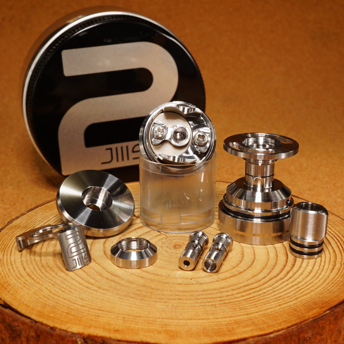VAlphaline's tweet photo. Monarchy Vapes|J3S V2 RTA 入荷。国内外で入手困難の逸品です。コンディションは極微細な使用感と小キズ程度の良好な状態となり、純正 RDL AF pin も付属となりますので、是非お見逃し無く!👑👑👑DM大歓迎 #Monarch #MNCH #J3S #V2 #RTA #MTL #RDL #DL #Vape #vape好きな人と繋がりたい #vape放出 https://t.co/i7FOl8Arf7