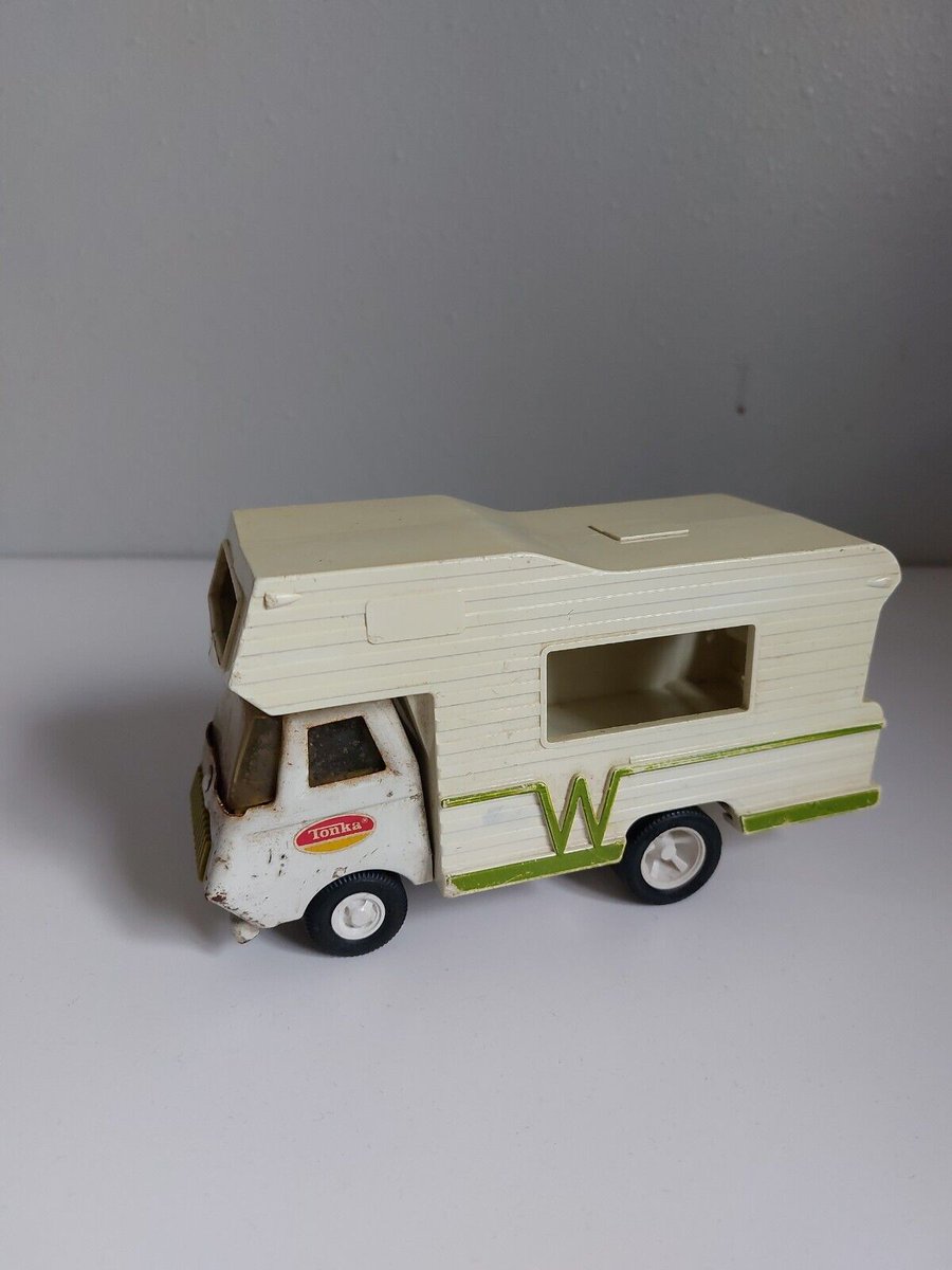 Vintage 1970's White Mini Tonka Winnebago RV Camper for sale on eBay!
#toys #toy #toysforsale #toys4sale #actionfiguresforsale #actionfigure #80stoys #toycollector  #hallstoybox
ebay.com/itm/1450594318…