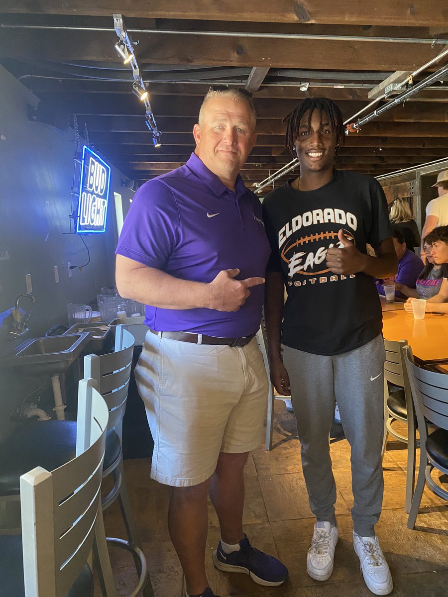 JosiahM131213's tweet photo. Thank you @NMHUcoachrhud and @StevenJerry10 for the unofficial visit 🟣🐴 @IBthecoach https://t.co/wVDvkYXe1f