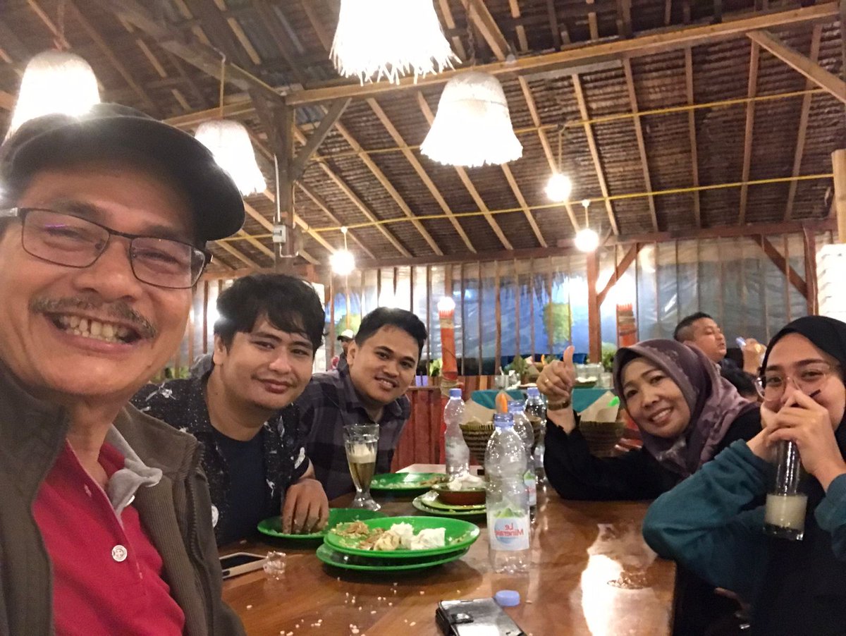 Alhamdulillah... This moment make we are happy😄😄😄