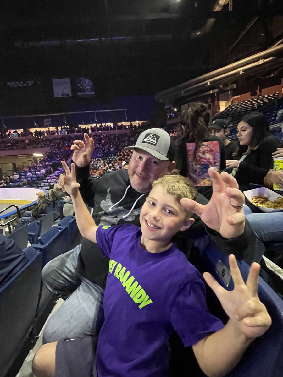 MarcHoweth's tweet image. #WWEBeaumont