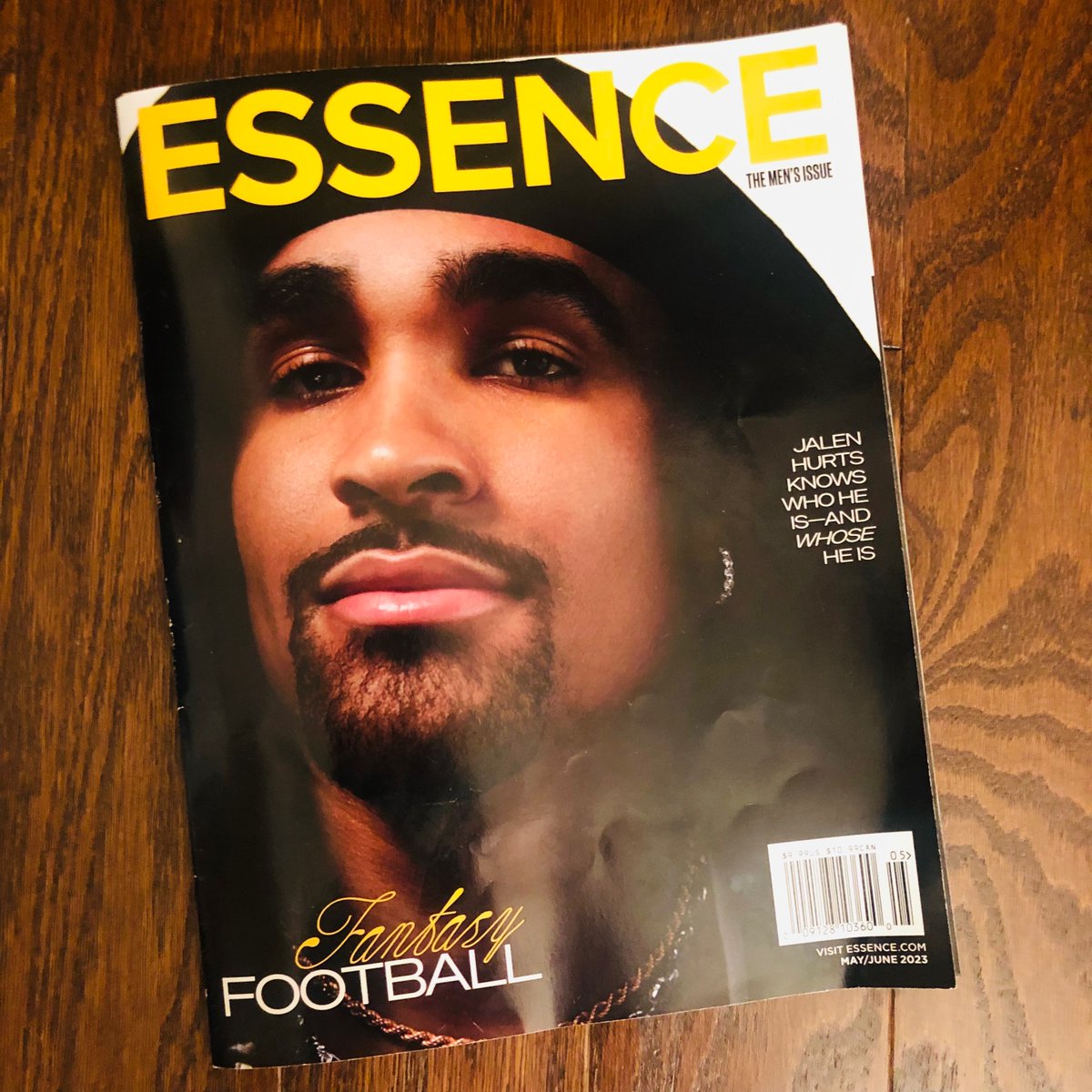 adrionporter's tweet photo. I am honored to be featured in the latest issue of 
@Essence magazine, with Super Bowl quarterback Jalen Hurts as its cover star. 💪🏾
 
Check out the story "#GenX Leaders Are Dominating the C-Suite" penned by the wonderful Ebony Flake (@EbDawn_). 

Thank you dearly! #ESSENCE 🙏🏾🙏🏾 https://t.co/KUfpaHI4BJ