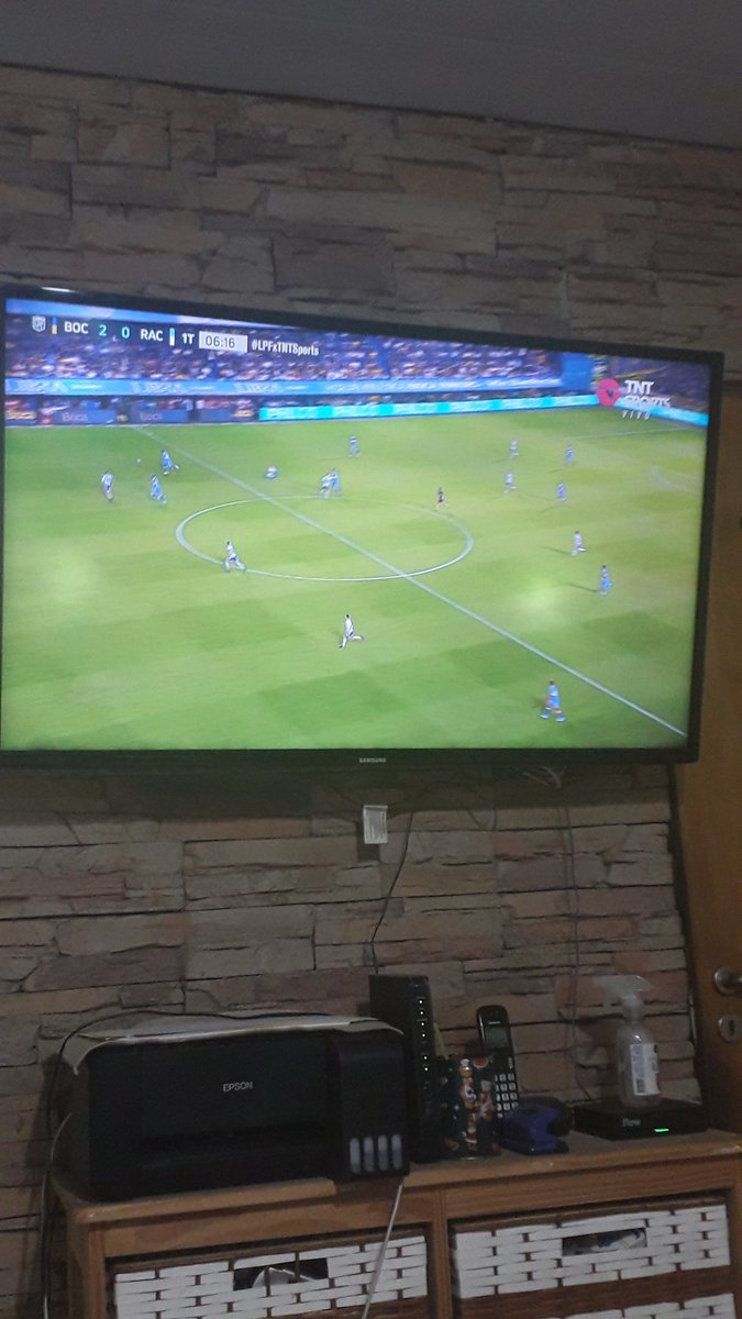 El Tanner on Twitter "Por donde pasan a boca? En tnt esta jugando el