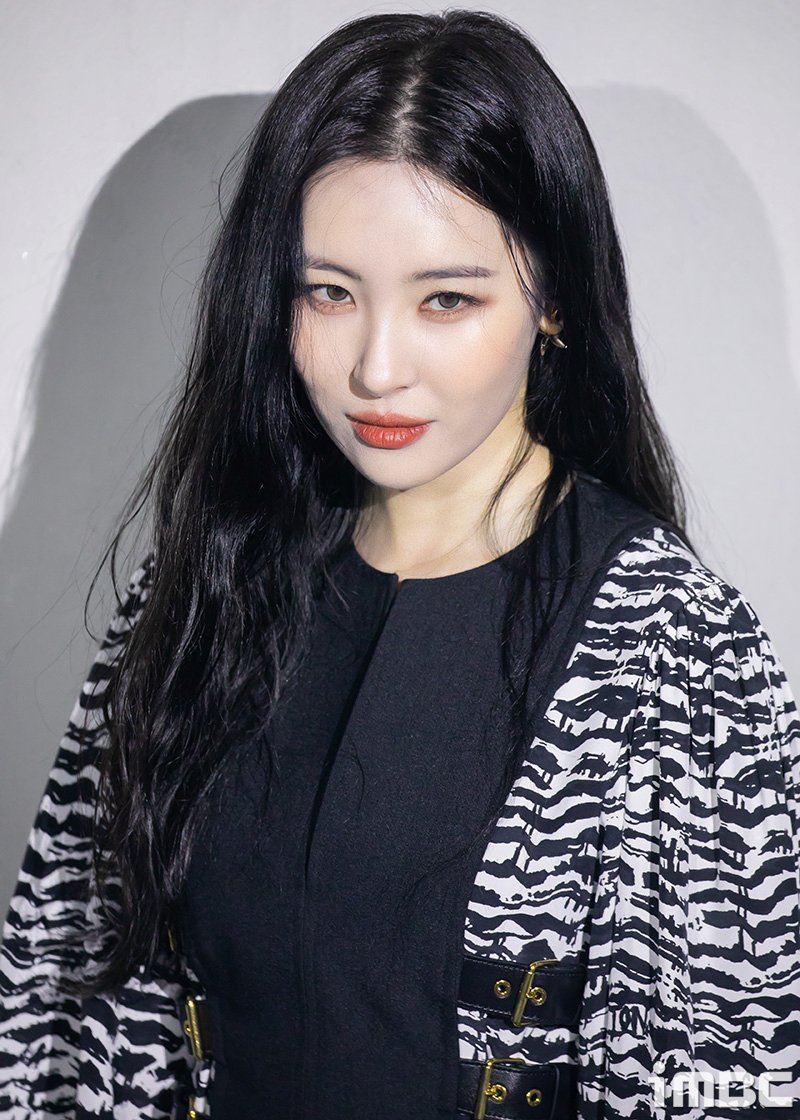 선미, 24시간 충분한 매력 #선미 #SUNMI [iMBC 직찍 23장]
enews.imbc.com/News/RetrieveN…