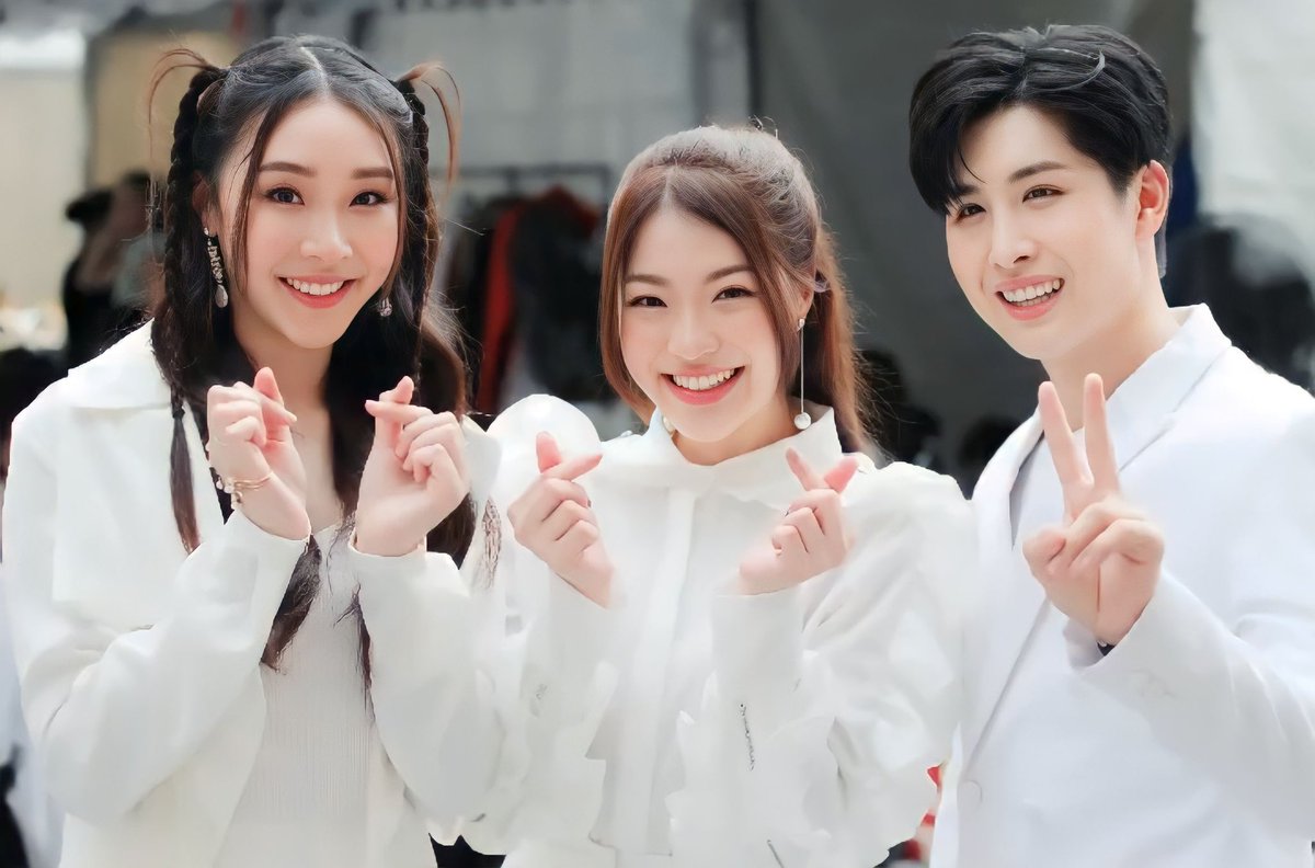 LinZhouPeakMint's tweet photo. มี่ ปังปอนด์ สาลี่ 

#MeePoonyada #TheStar2022 
#DeeDo #ดีโด้อัพลุคใหม่ https://t.co/OpA9p215bK