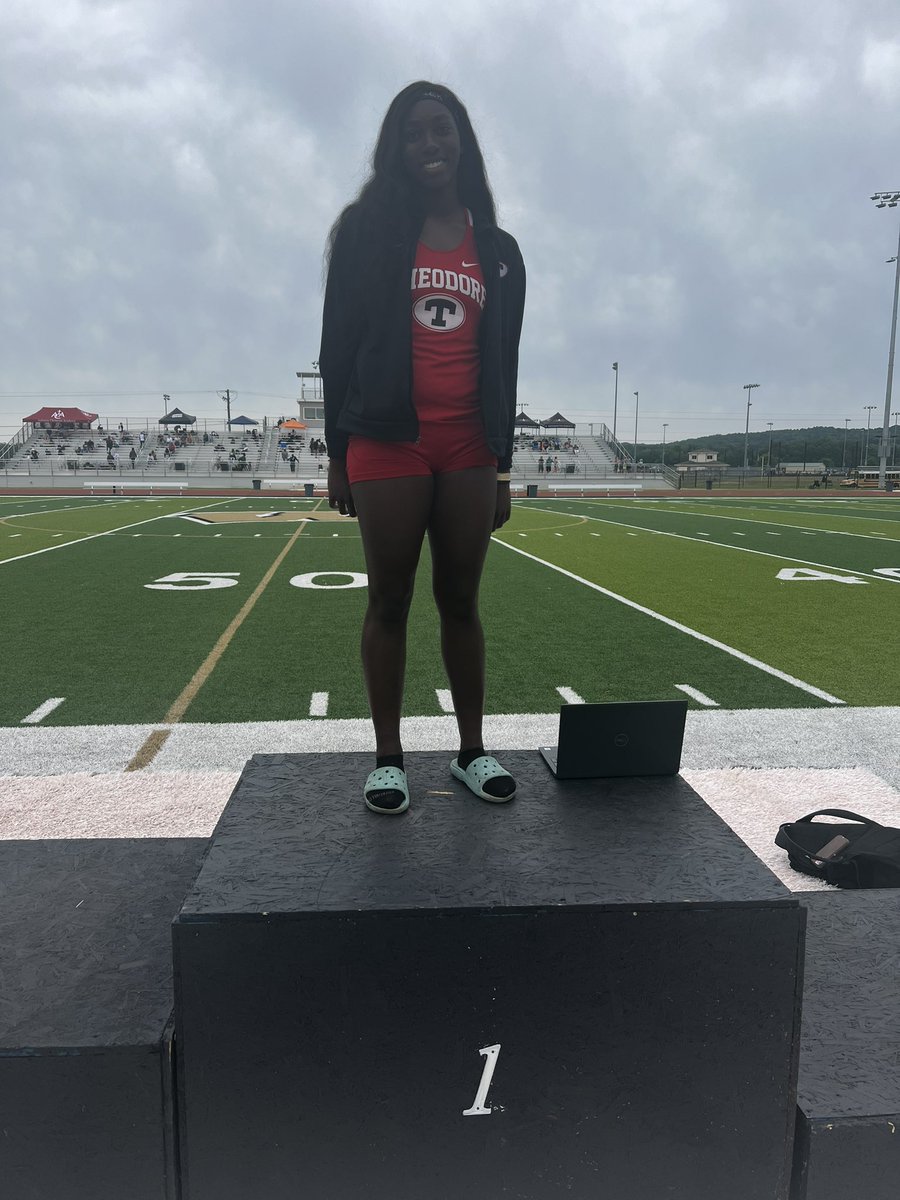 Bobcat_TF's tweet photo. Congratulations to @jbigham2811 on finishing first place 🥇 in 6A region 1 sectional finals with a throw of 35’9” #statebound https://t.co/joRJWQNgiB