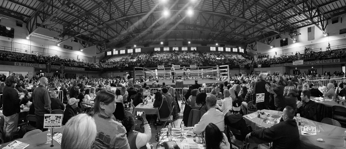 Hammond Civic Center tweet media