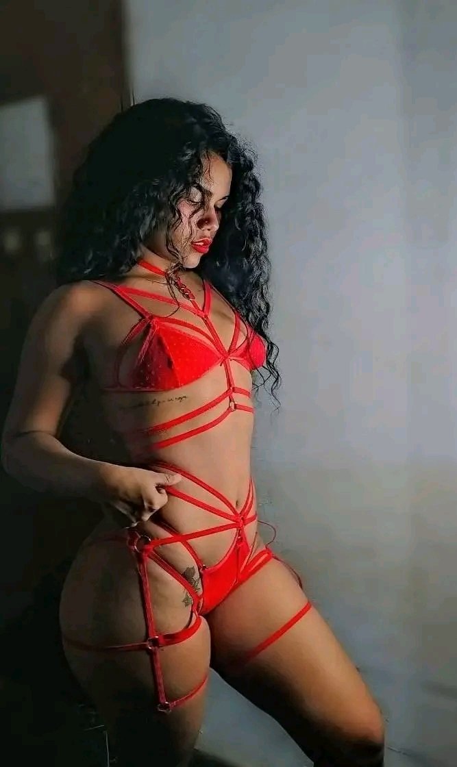 arianahotvzla's tweet photo. Estoy dispuesta a conocer nuevas amistades en MΓ©xico y usa..
Quien quiere chatear?
#venezolana #lantingirl #chicashot #ChicasLindas https://t.co/x6OXUKAqwv