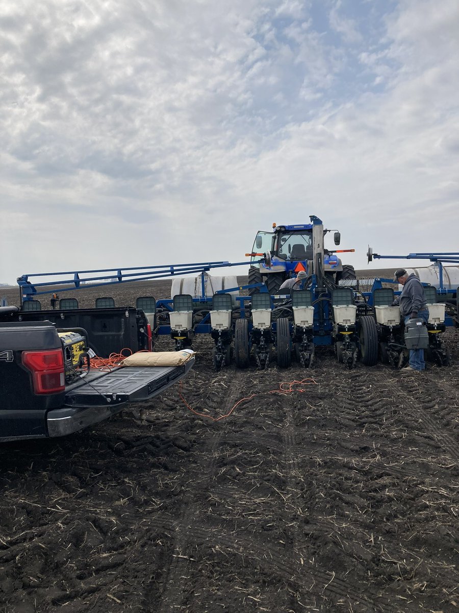 Gold Country seed plot including PRECEON corn being planted this past week in SE Minnesota. Exciting technology!!  #madeforminnesota @goldcountryseed #preceoncorn