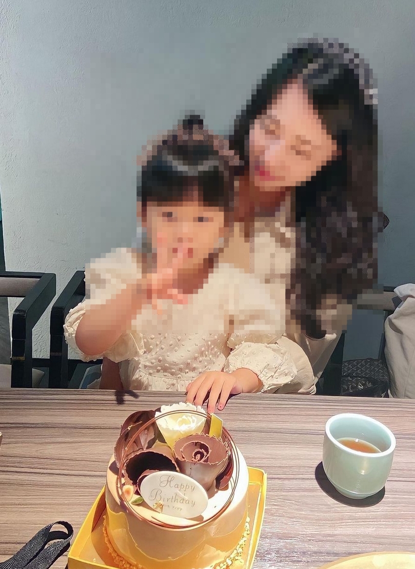充滿母愛的眼神
明明自己生日
卻在意的是寶貝
#真性感
#我的愛 https://t.co/MmMgWvUMV5