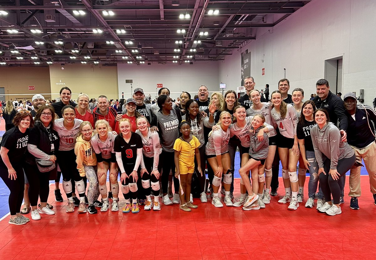 Premier_18Gold's tweet image. 🏆 Premier Nebraska 18 Gold defeats 1st Alliance 18 Gold (25-10, 25-27, 15-12) and advances to GOLD!!!! 🏆

#goPremierVB | #ChampionshipBehavior