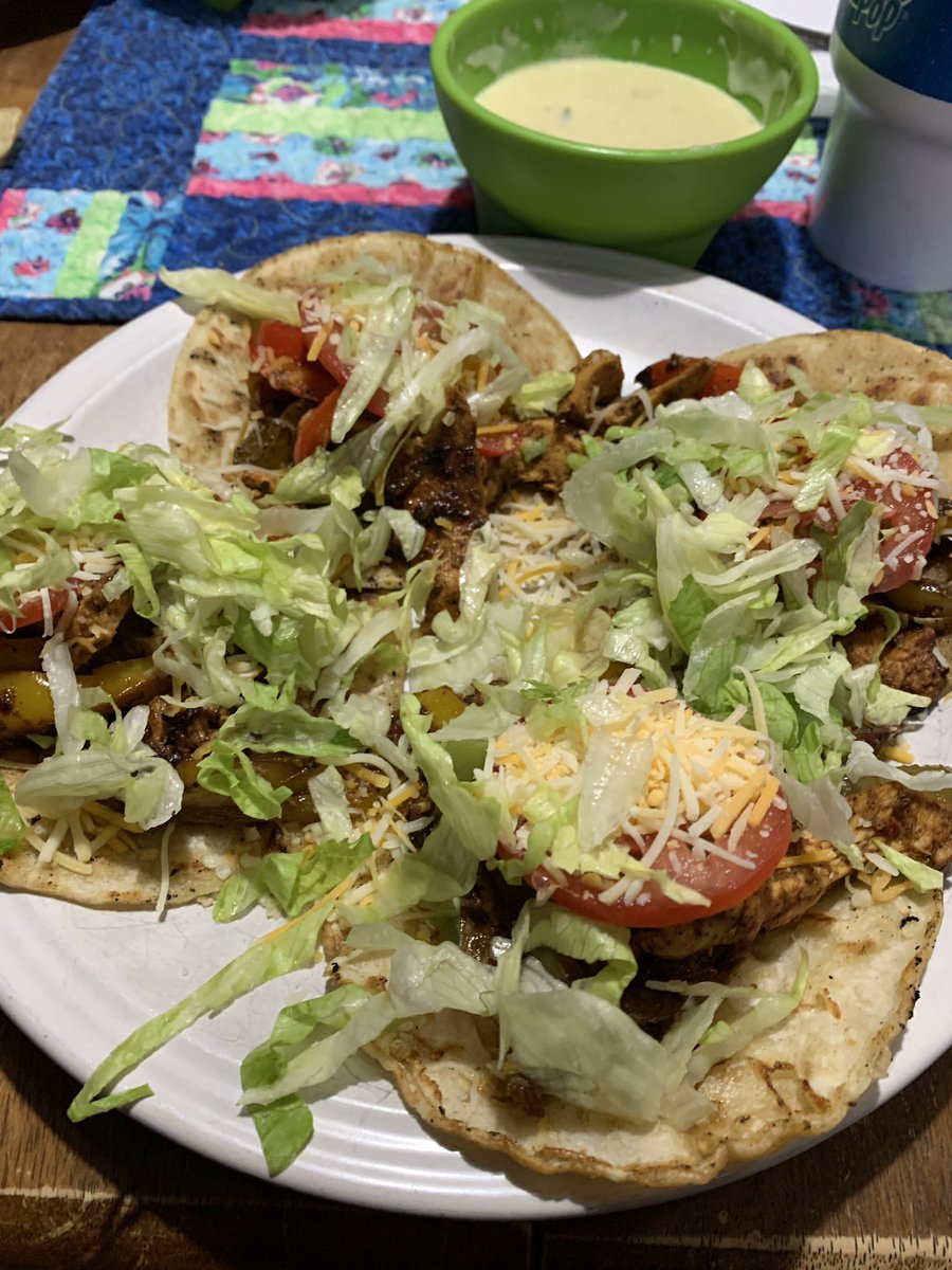 phatbaldguy's tweet image. It’s a great Saturday when it’s fajita Saturday. 

#FatKidProblems