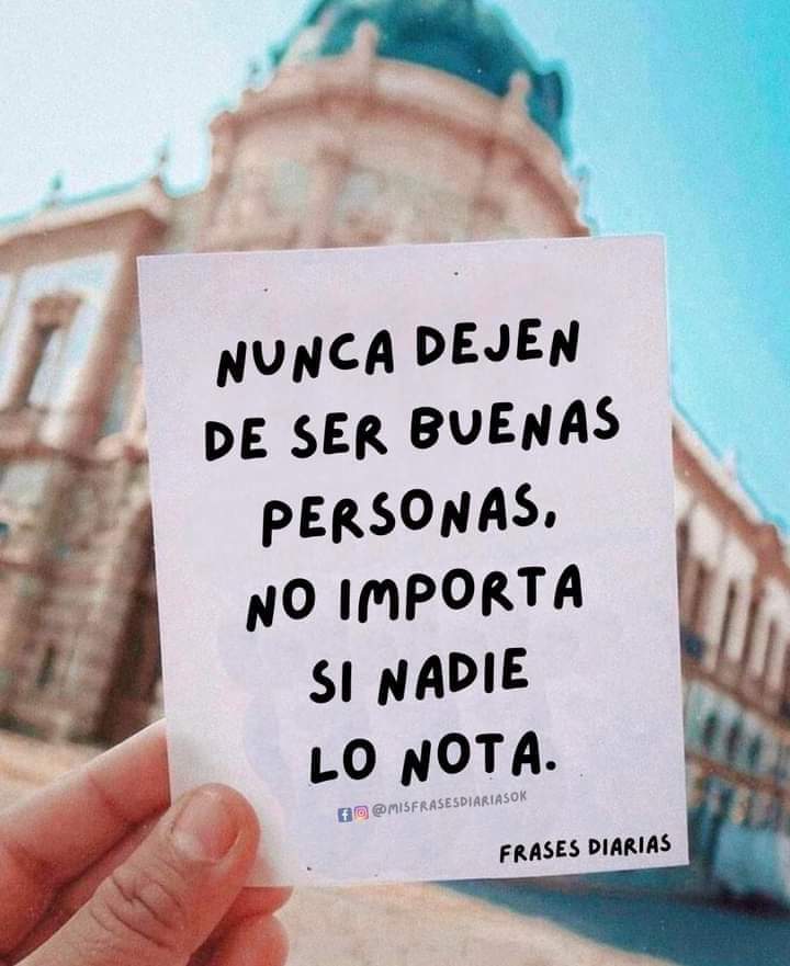 DulceMariaAng13's tweet photo. ✳✳✳✨✨✴✴✴ https://t.co/sWhpBTAE79