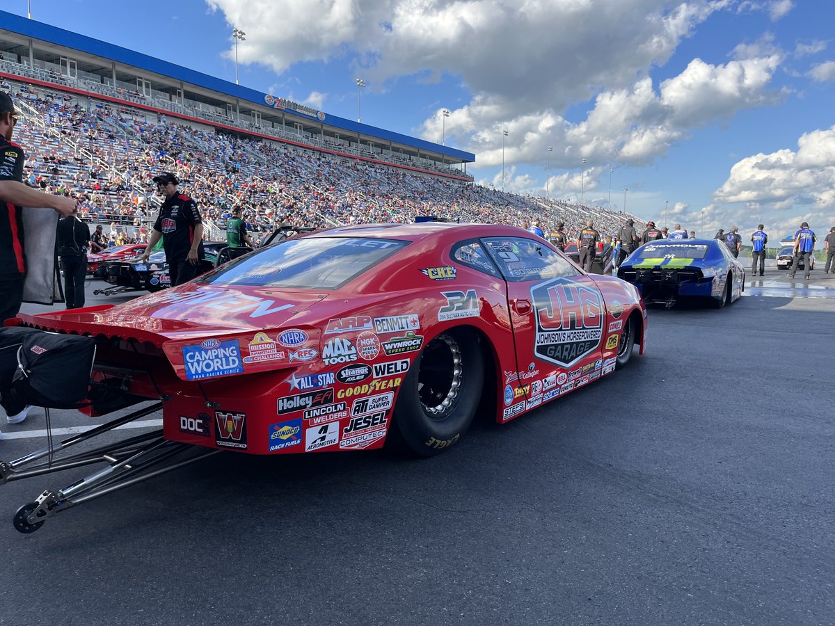 Charlotte 4-Wide Qualifying Report: Bo Butner and the JHG Chevrolet No. 11

Story: randishorsepowerheadquarters.com/blogs/news/cha…

<a href="/NHRA/">NHRA</a> #4WideNats #JHGDriven <a href="/SummitRacing/">summitracing</a> #TeamJBA <a href="/jimbutner/">Jim Butner Auto Group</a>