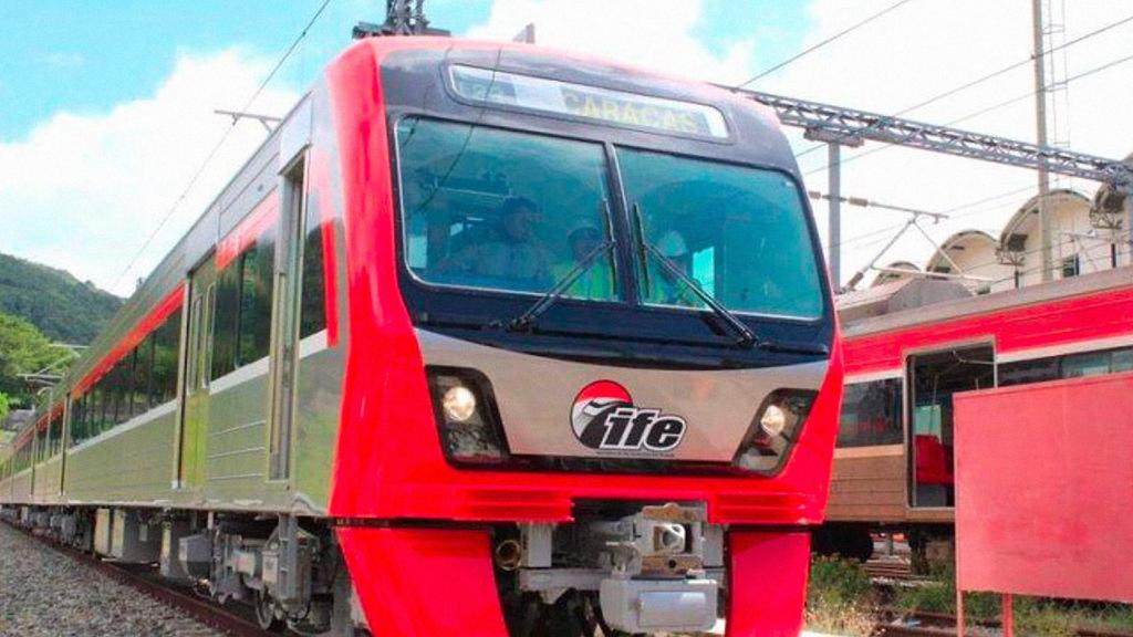 #29Abr
Ministro de transporte denuncia fake news contra el ferrocarril de Los Valles del Tuy 

venezuela-news.com/ministro-trans…