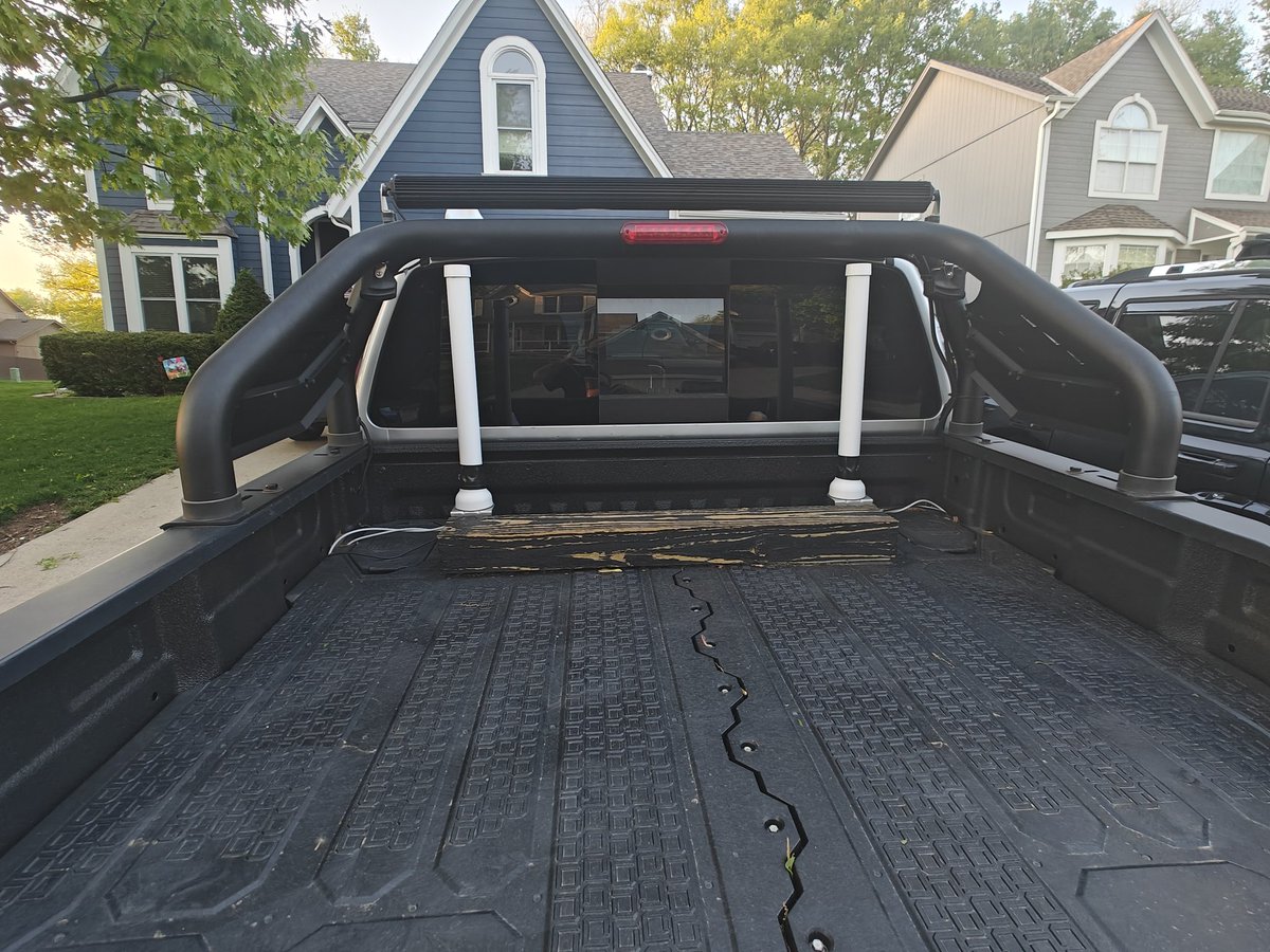 MancusoBrian's tweet photo. Taking #Cradlepoint Demo truck to the Missouri Chief of #Police show. Truck is equipped with #MBK #MobileBroadbandKit #4KSolutions & Driver behavior system from #ForwardThinkingSystem & #SDK from #Sourceinc & will be show casing #Turnkeymobile & #tmobile @db_bezz #5G https://t.co/X4WgvC3YDr