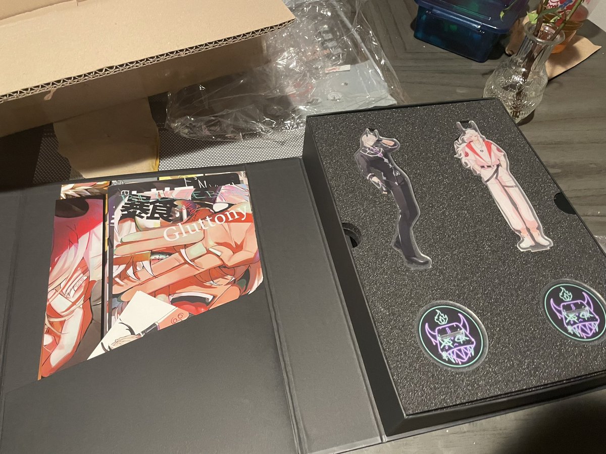 Val_Bosques's tweet photo. I got this In The mail yesterday. My gf and I are so happy that the random items turned out to be her favorite character and mine 💙 it’s such a nice limited edition and it brings so much for the price and the quality of the items is so nice! 💙
#WHB #whatinhellisbad #hellbad https://t.co/WiHVi8hDMR