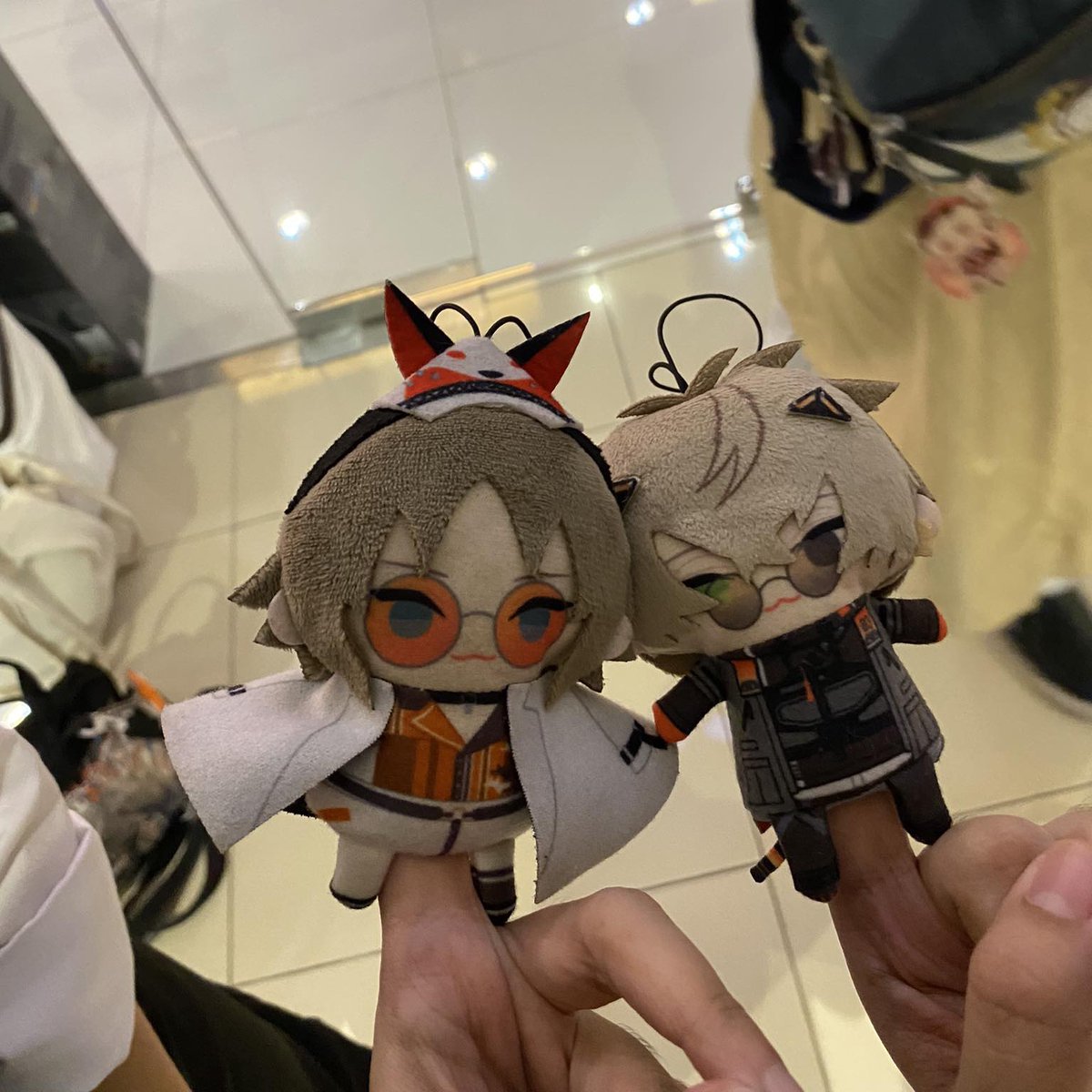 aki_uwuban's tweet photo. nothing sus here, just two boys chilling. 🥹
🎭🦊
#FoxKnox https://t.co/6FgeYwd7tc