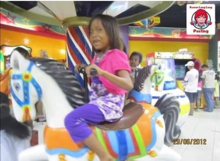 nasa elyu at baguio na ba lahat kasi nandito parin ako sa dorm nagtatampo.... :"(((((