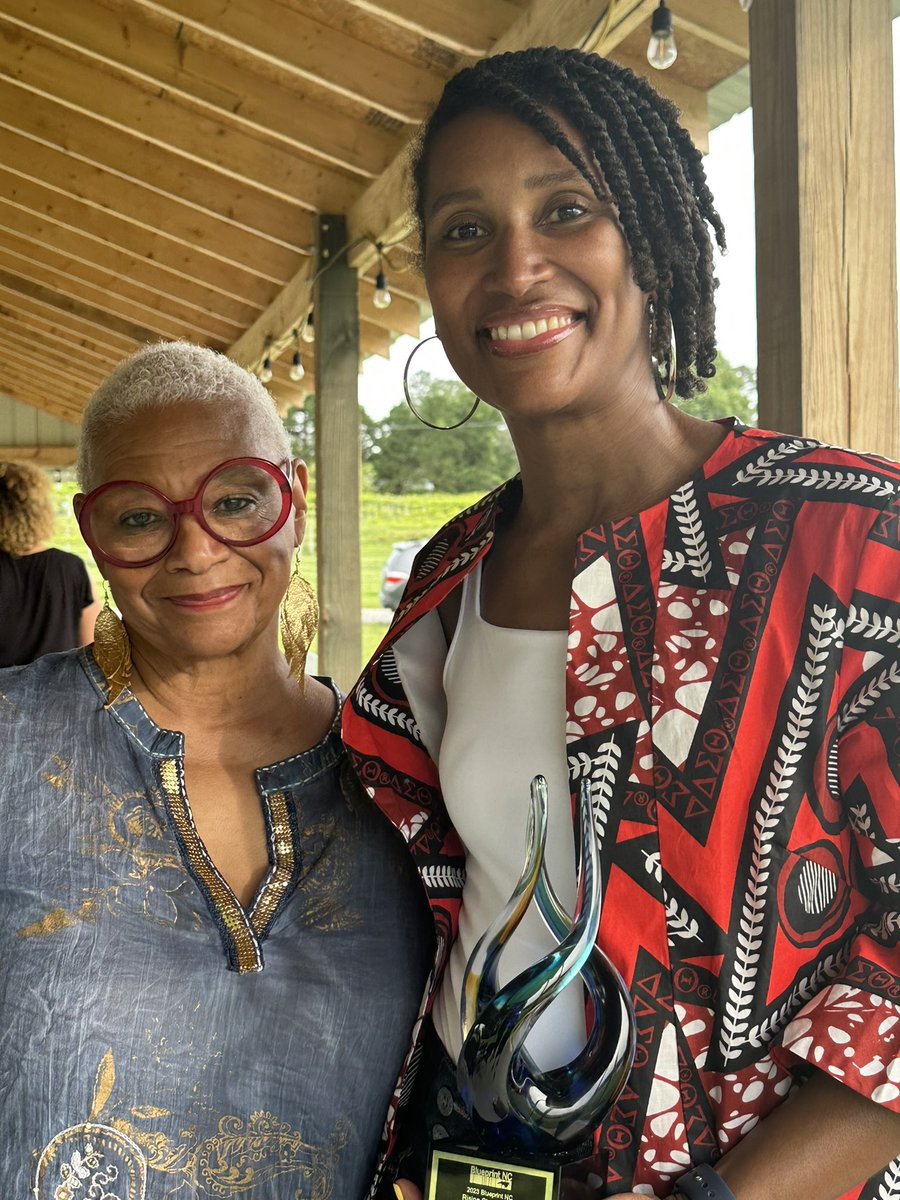 weare_org's tweet photo. Thank you Blueprint NC for recognizing @weare_org with the Rising Stars Award! We’re happy to be a part of this community! 

And what an honor for our Lead Curator, Dr. Ronda, to meet #AngelaDavis and #JakiSheltonGreen!! #weare #antiracisteducators #BlueprintNC https://t.co/yEnK6wVxWf