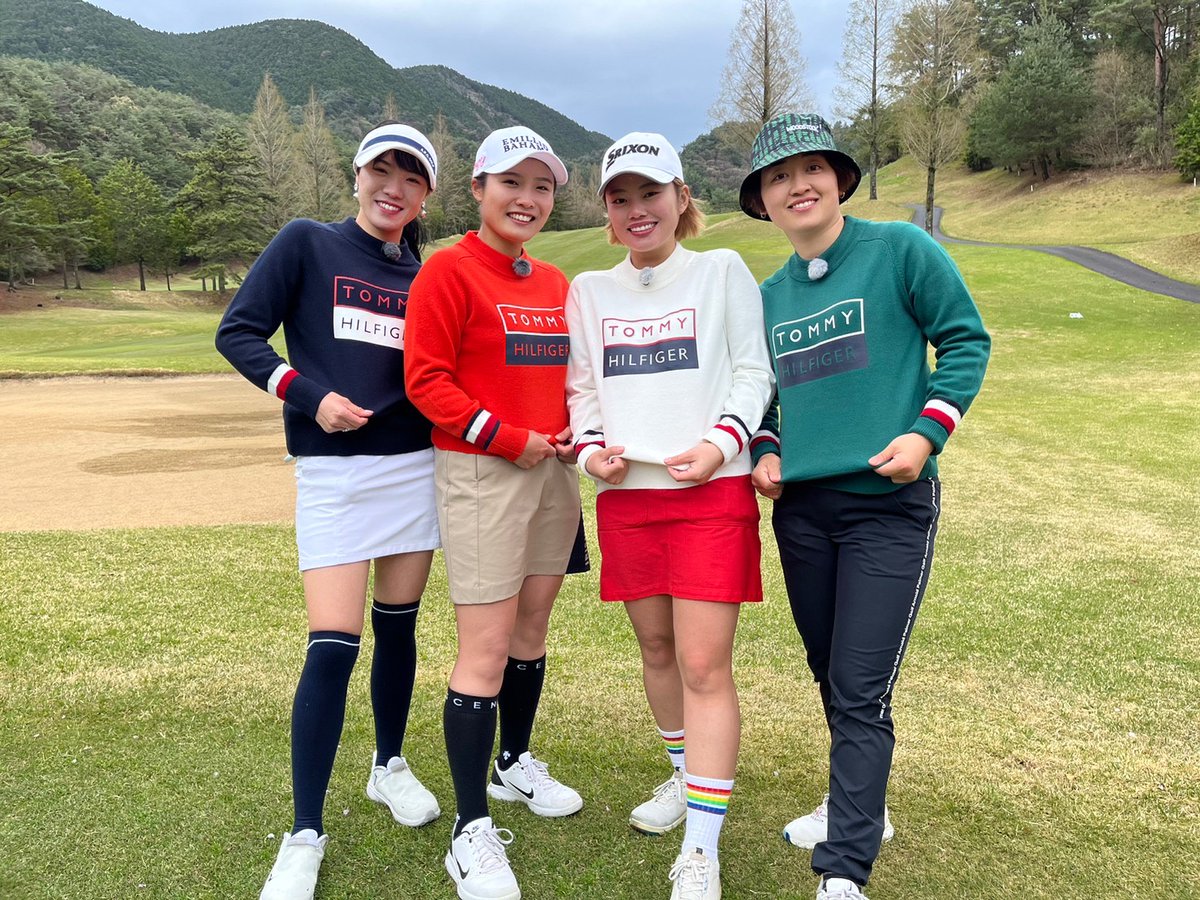 sundaygolf_itv6's tweet photo. 4月放送分はチームりくもえの勝利で🏆終了✨5月は！あの…やかましい…いや賑やかな４人組YouTuberが帰ってきます🤣🤣

楽しい楽しいゴルフをお届けします！

#4under #4アンダー
#松山ロイヤルゴルフ倶楽部
#サンデーゴルフ
#井坂彰 #山下毬絵 #山崎未来
#あいテレビ #愛媛 #ゴルフ https://t.co/71gCQ7EIrr