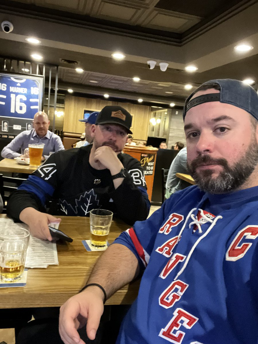 TervTheBuilder's tweet photo. @BizNasty2point0 @Jackie_Redmond @spittinchiclets just a couple of grown men hanging out watching some @NHL in #London @BerniesBarGrill ….a little love @Jackie_Redmond https://t.co/s36rNz7Bmt