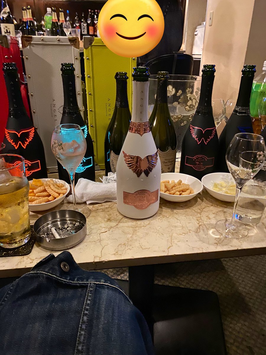 kokos1015's tweet photo. 久しぶりに飲みまくりました。
周年おめでとう㊗️ https://t.co/gFqCdCF1s7